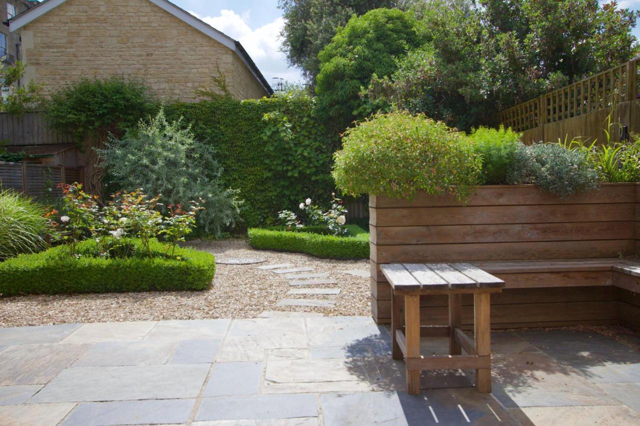Chestnuts House Boutique B&B Bath Exteriör bild The garden at the Old Rectory